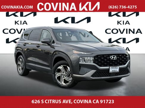 Used 2022 Hyundai Santa Fe SE image 2