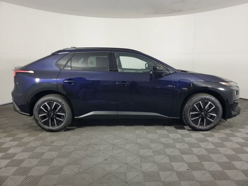 New 2026 Subaru Solterra Premium image 3