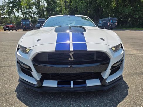 Used 2021 Ford Mustang Shelby GT500 w/ Technology Package RWD image 2