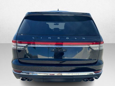 Used 2020 Lincoln Aviator Reserve w/ Equipment Group 202A image 6