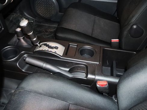 Used 2012 Toyota FJ Cruiser 4WD w/ Upgrade Pkg image 36