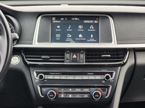 Used 2020 Kia Optima EX image 27