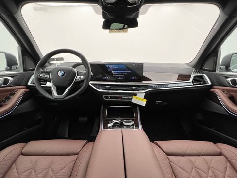 New 2026 BMW X5 xDrive50e w/ Climate Comfort Package image 19