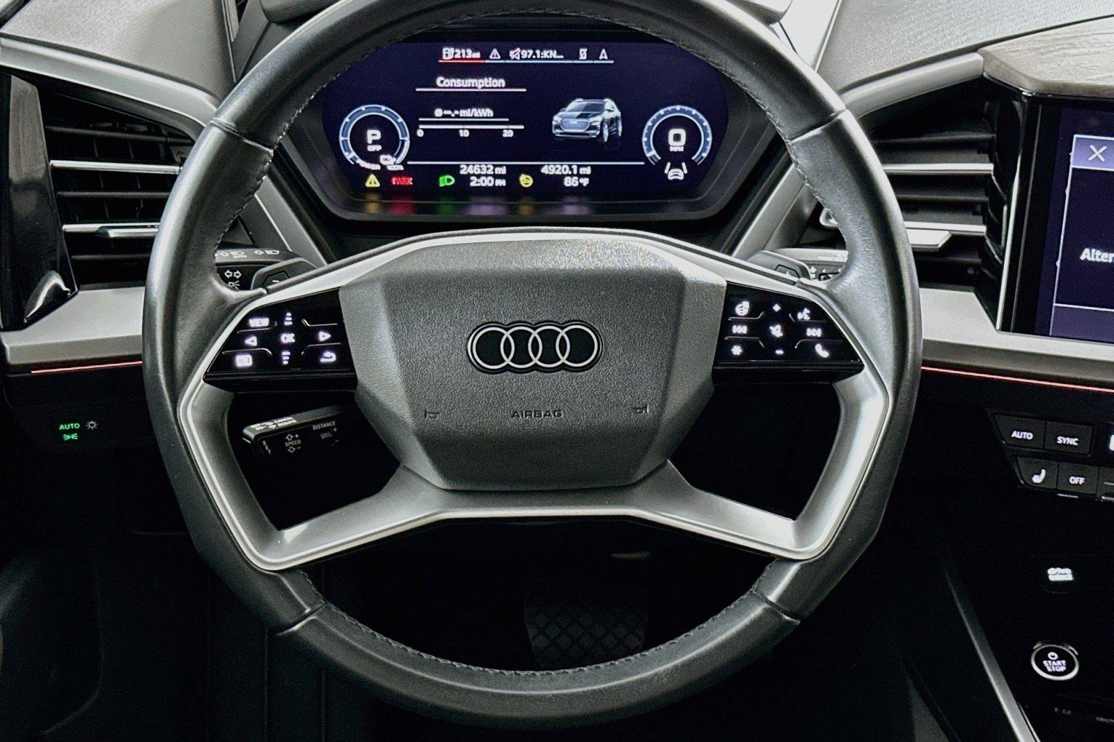 Used 2023 Audi Q4 e-tron Premium Plus w/ Premium Plus AWD/4WD image 19