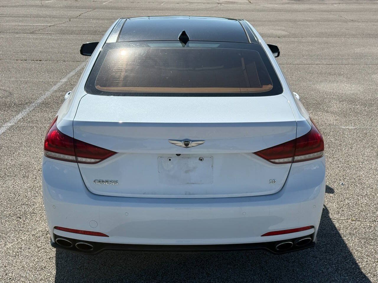 Used 2015 Hyundai Genesis 5.0 RWD image 6