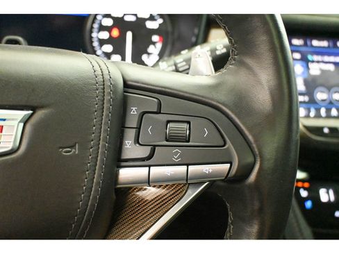 Certified 2023 Cadillac XT6 Sport w/ Platinum Package image 46