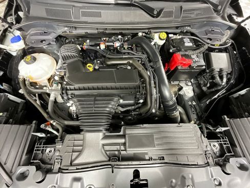 Used 2024 Lincoln Corsair AWD image 12