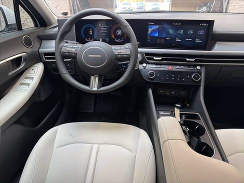 Used 2026 Hyundai Sonata SEL FWD image 15