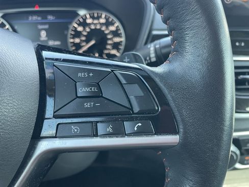 Certified 2023 Nissan Altima 2.5 SR w/ SR Premium Package image 9