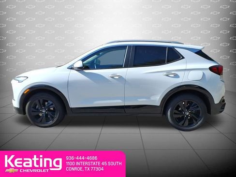 Used 2024 Buick Encore GX Sport Touring FWD image 6