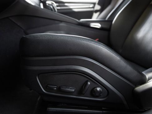 Certified 2023 Porsche Panamera 4 Platinum Edition AWD/4WD image 22