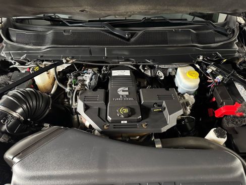 Used 2021 RAM 2500 Laramie AWD/4WD image 14
