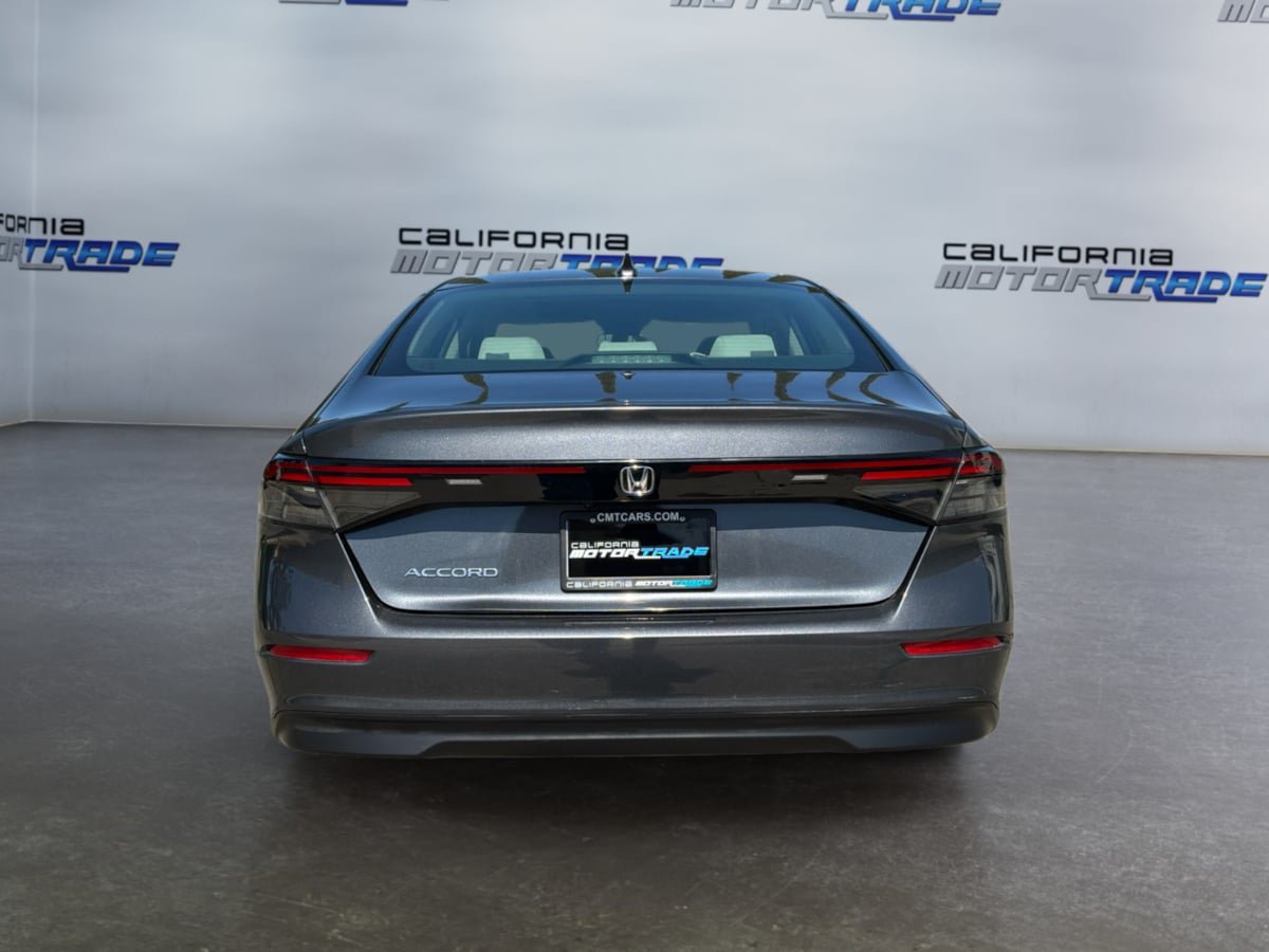 Used 2024 Honda Accord EX image 6