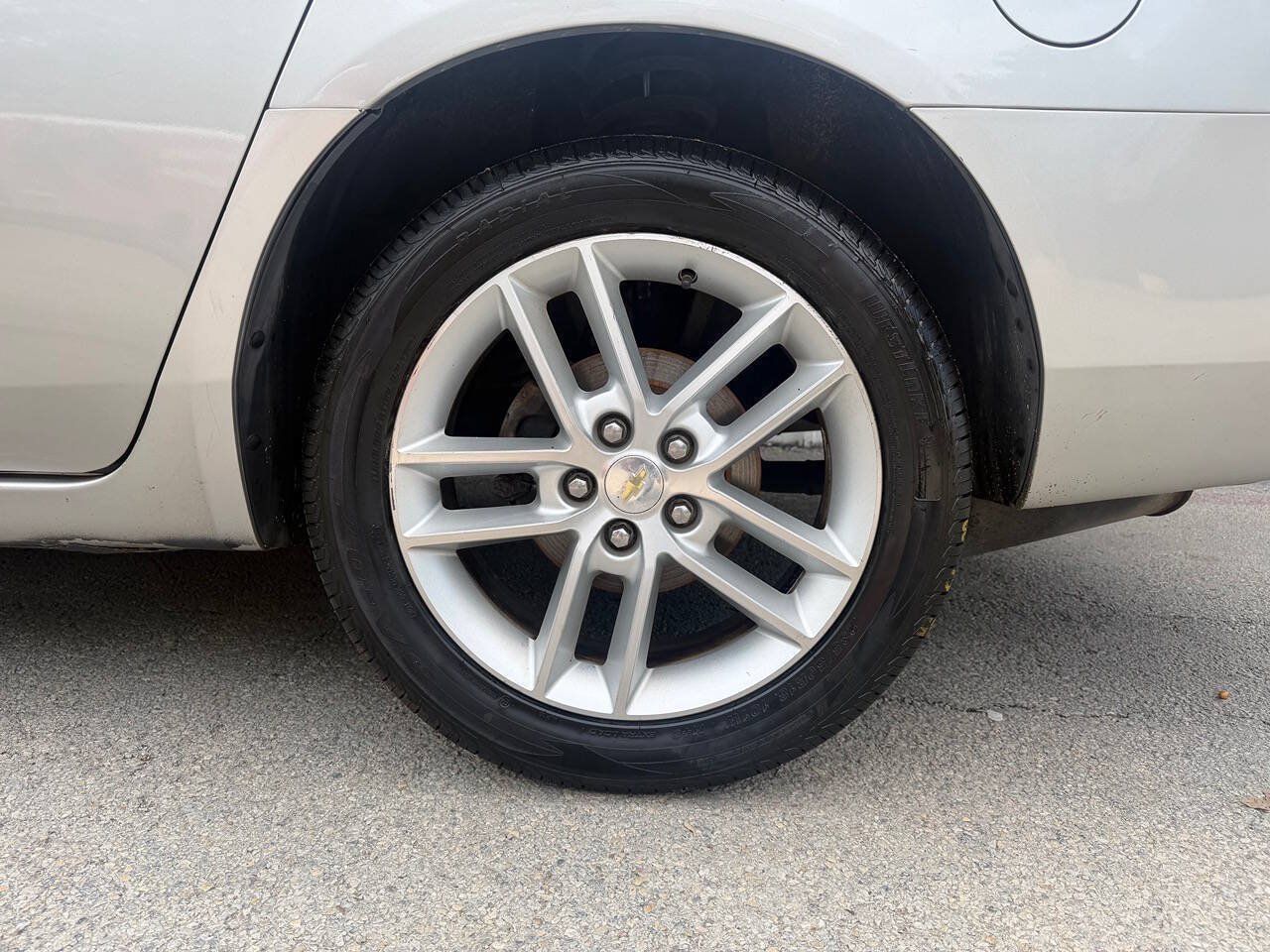 Used 2008 Chevrolet Impala LTZ FWD image 35