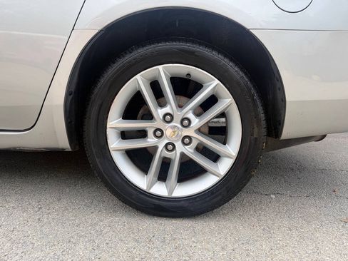 Used 2008 Chevrolet Impala LTZ FWD image 35