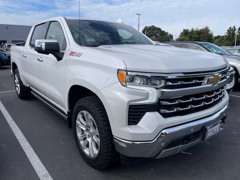 Used 2023 Chevrolet Silverado 1500 LTZ w/ Technology Package AWD/4WD image 1