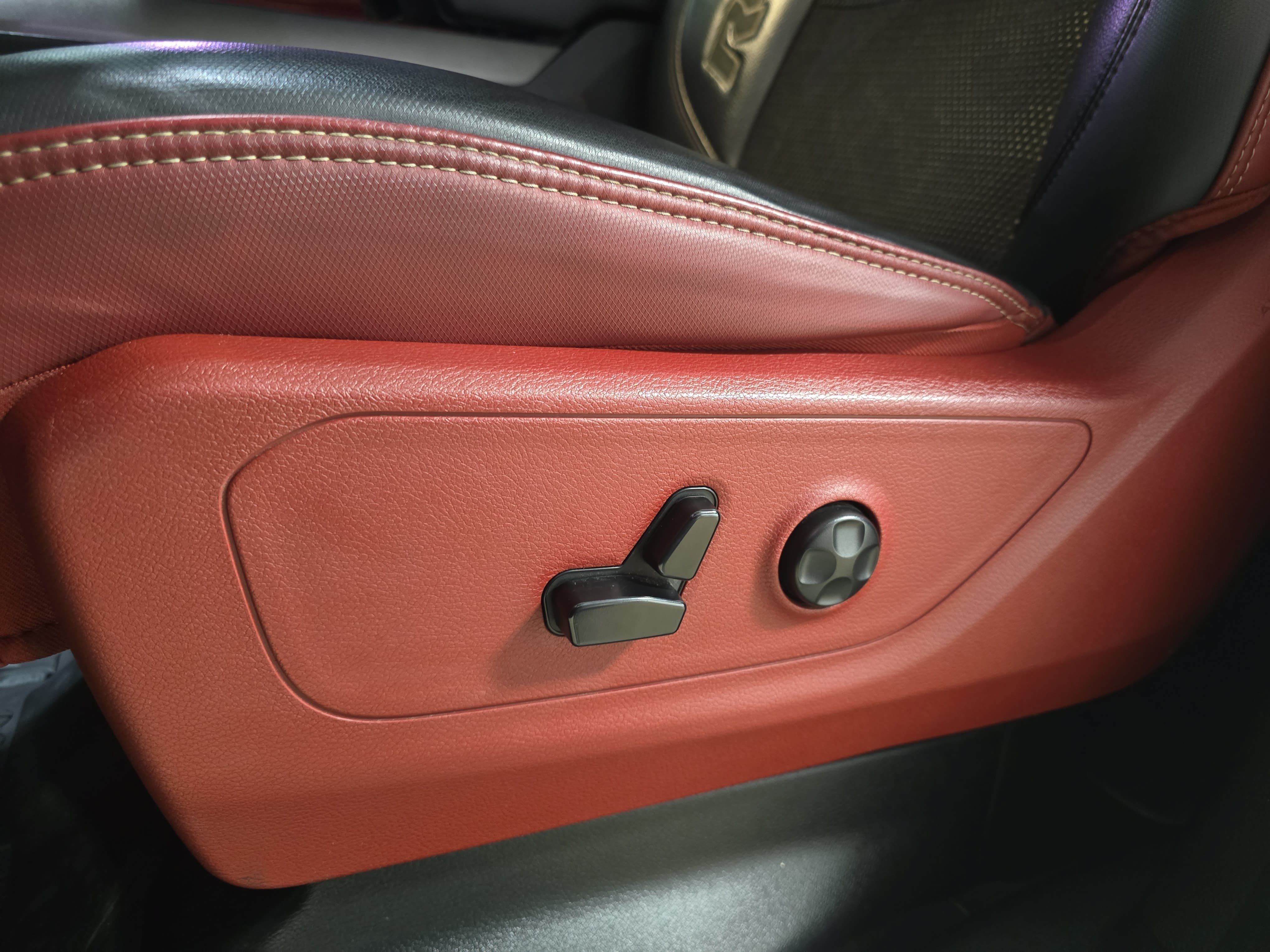 Used 2019 RAM 1500 Rebel w/ Rebel Level 1 Equipment Group AWD/4WD image 26