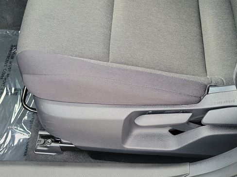 Used 2025 Toyota Camry LE FWD image 11