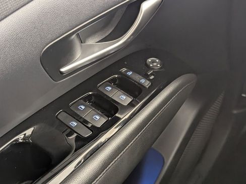 Certified 2022 Hyundai Tucson SEL AWD/4WD image 17