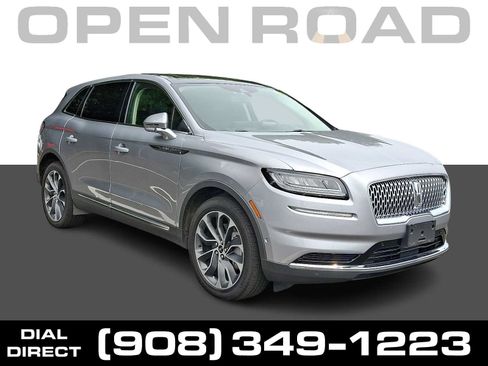 Used 2022 Lincoln Nautilus Reserve AWD/4WD image 1
