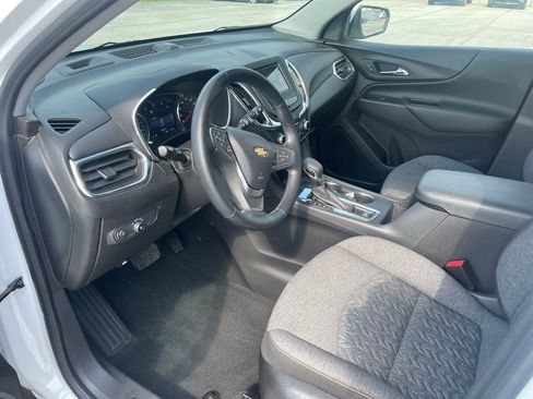 Used 2023 Chevrolet Equinox LT FWD image 13