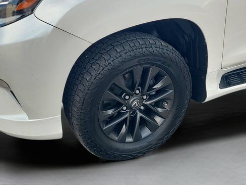 Used 2023 Lexus GX 460 Premium w/ Premium Package AWD/4WD image 47
