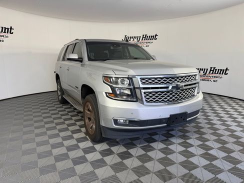 Used 2015 Chevrolet Tahoe LTZ RWD image 10