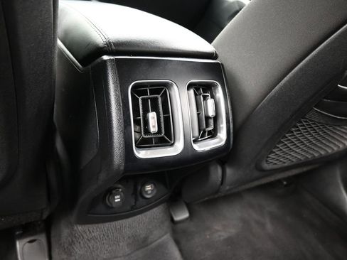 Used 2022 Kia Sorento LX image 30