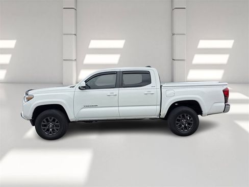 Used 2021 Toyota Tacoma SR5 image 7
