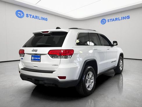 Used 2017 Jeep Grand Cherokee Laredo w/ Quick Order Package 2BE RWD image 9