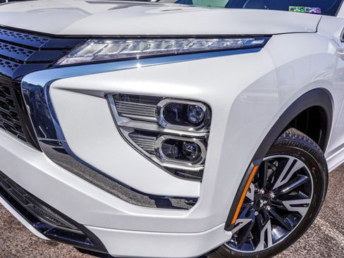 New 2026 Mitsubishi Eclipse Cross SEL image 9