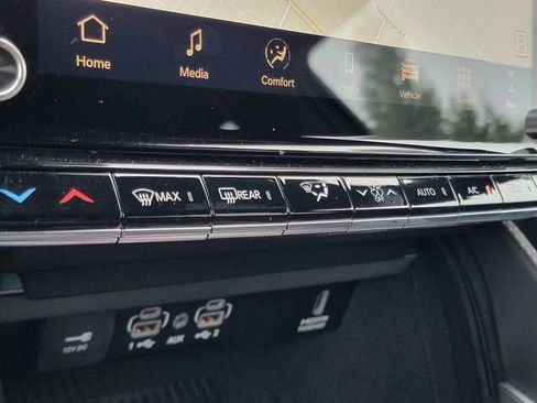 New 2026 Jeep Grand Wagoneer Summit AWD/4WD image 29