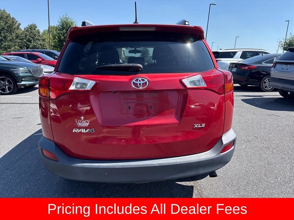Used 2015 Toyota RAV4 XLE FWD image 4