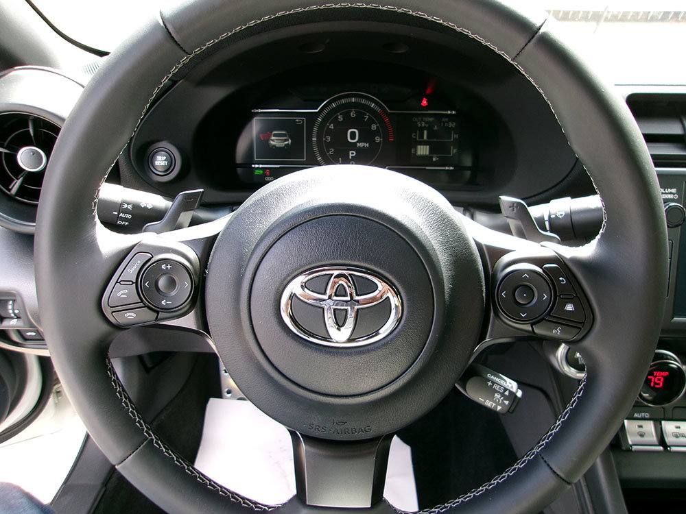 Used 2025 Toyota GR86 Premium w/ Performance Package RWD image 17