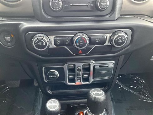 Used 2020 Jeep Wrangler Unlimited Sport S image 26