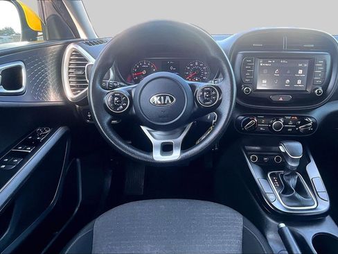 Used 2020 Kia Soul S image 5