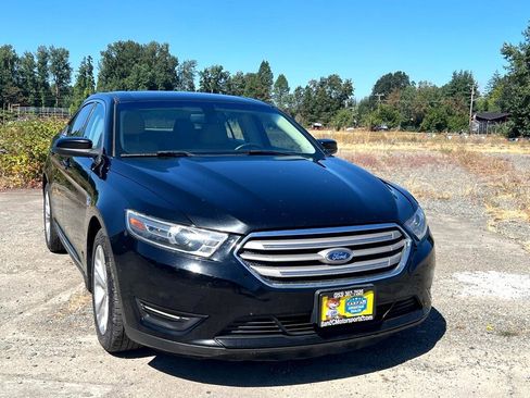 Used 2017 Ford Taurus SEL w/ Equipment Group 201A image 2