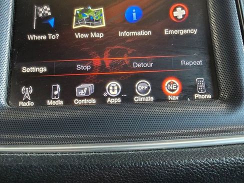 Used 2016 Dodge Challenger R/T Scat Pack w/ Leather Interior Group image 28