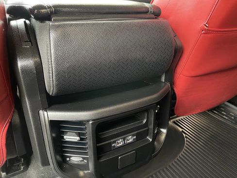 Used 2022 RAM 1500 Laramie image 18