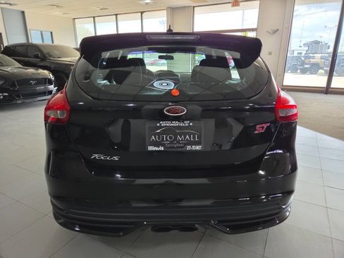 Used 2016 Ford Focus ST FWD image 6