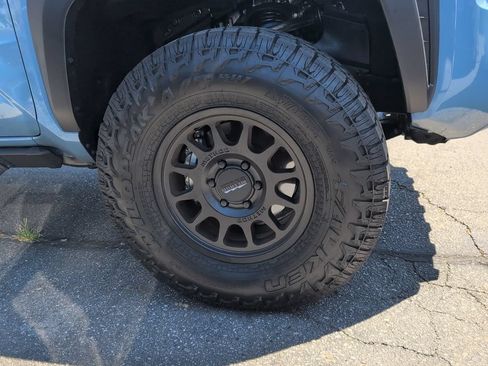 Certified 2026 Toyota Tacoma TRD Off-Road AWD/4WD image 7