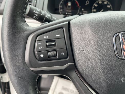 Used 2025 Honda Ridgeline RTL image 25