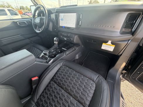 Used 2025 Ford Bronco Big Bend image 18