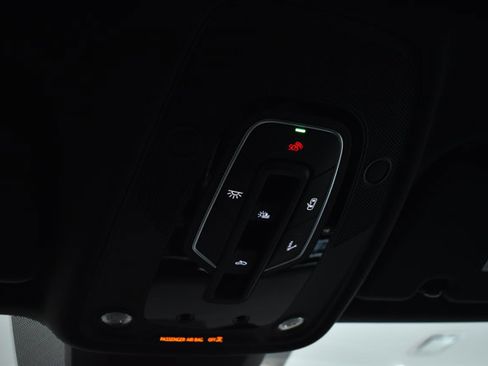 Used 2019 Audi Q8 Premium w/ Convenience Package AWD/4WD image 44