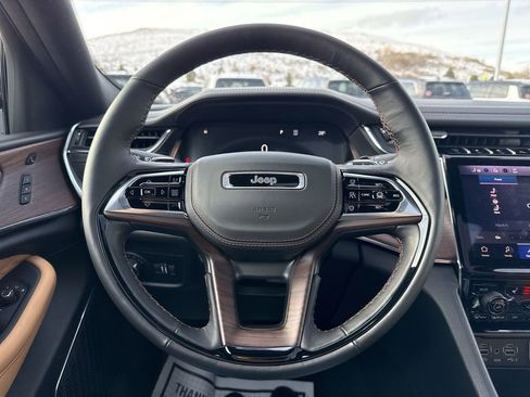 New 2025 Jeep Grand Cherokee L Summit w/ Obsidian Package image 20