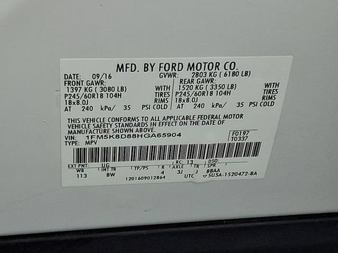 Used 2017 Ford Explorer XLT w/ Equipment Group 202A AWD/4WD image 27