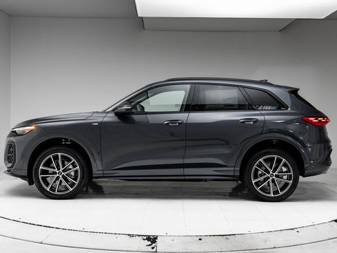 New 2026 Audi Q5 Premium Plus AWD/4WD image 2