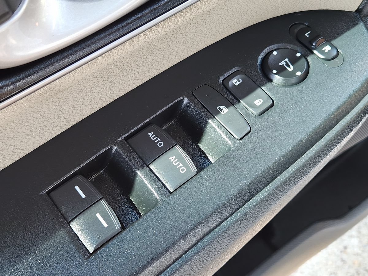 Used 2022 Honda CR-V EX image 42