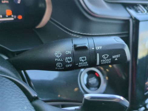 Certified 2023 Jeep Grand Cherokee L Laredo image 25