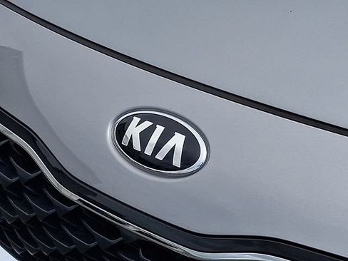 Used 2022 Kia Sportage LX FWD image 27